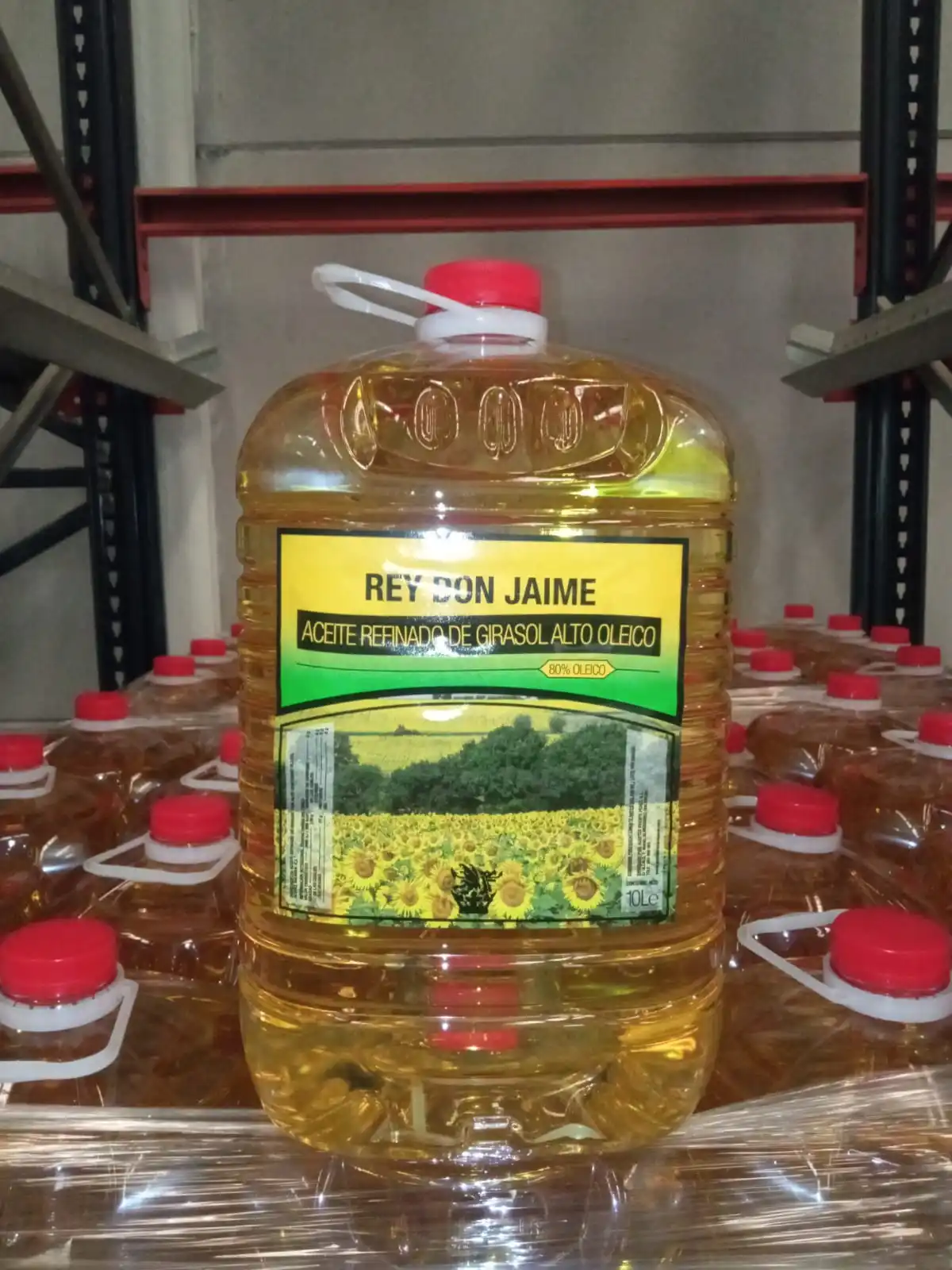 delightful high oleic sunflower oil in PET bottles for cooking