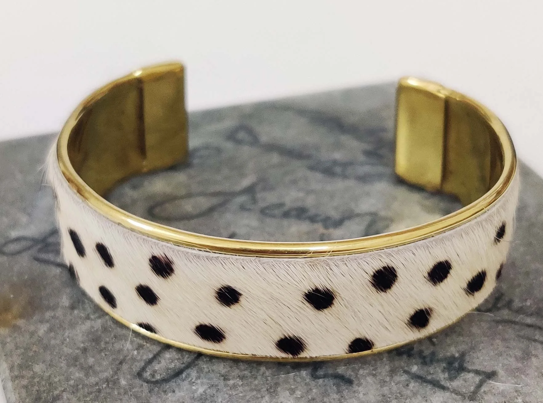 Antique Gold 2022 Latest Collection Cuff Bracelet 1 inch Wide Designer Leather Bangle Adjustable Size Boho Costume Jewelry