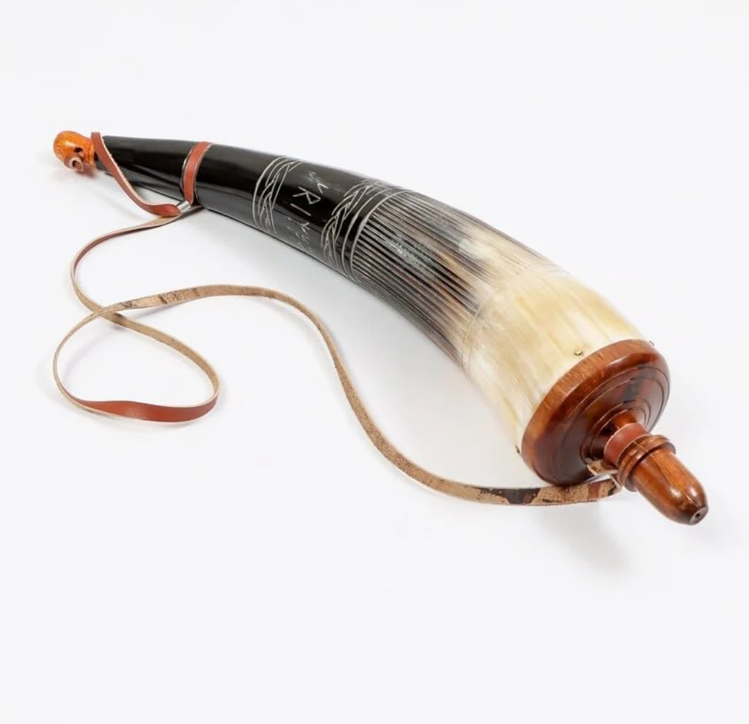 Экспортное качество изготовленный на заказ натуральный Рог из бычьей коровы и быка с кожаным ремешком по доступным ценам Агат