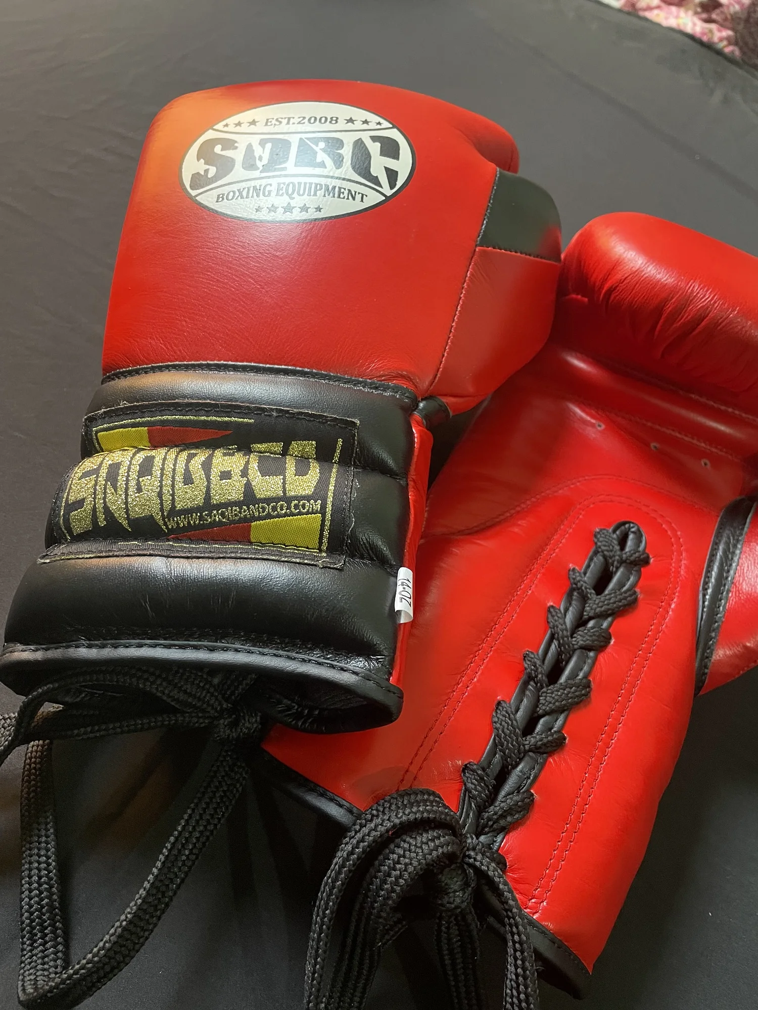 Red Boxing Gloves, Sports Equipment, Lace Up Latex Padding Boxing Training Gloves & Professional Fighting Gloves For Boxers