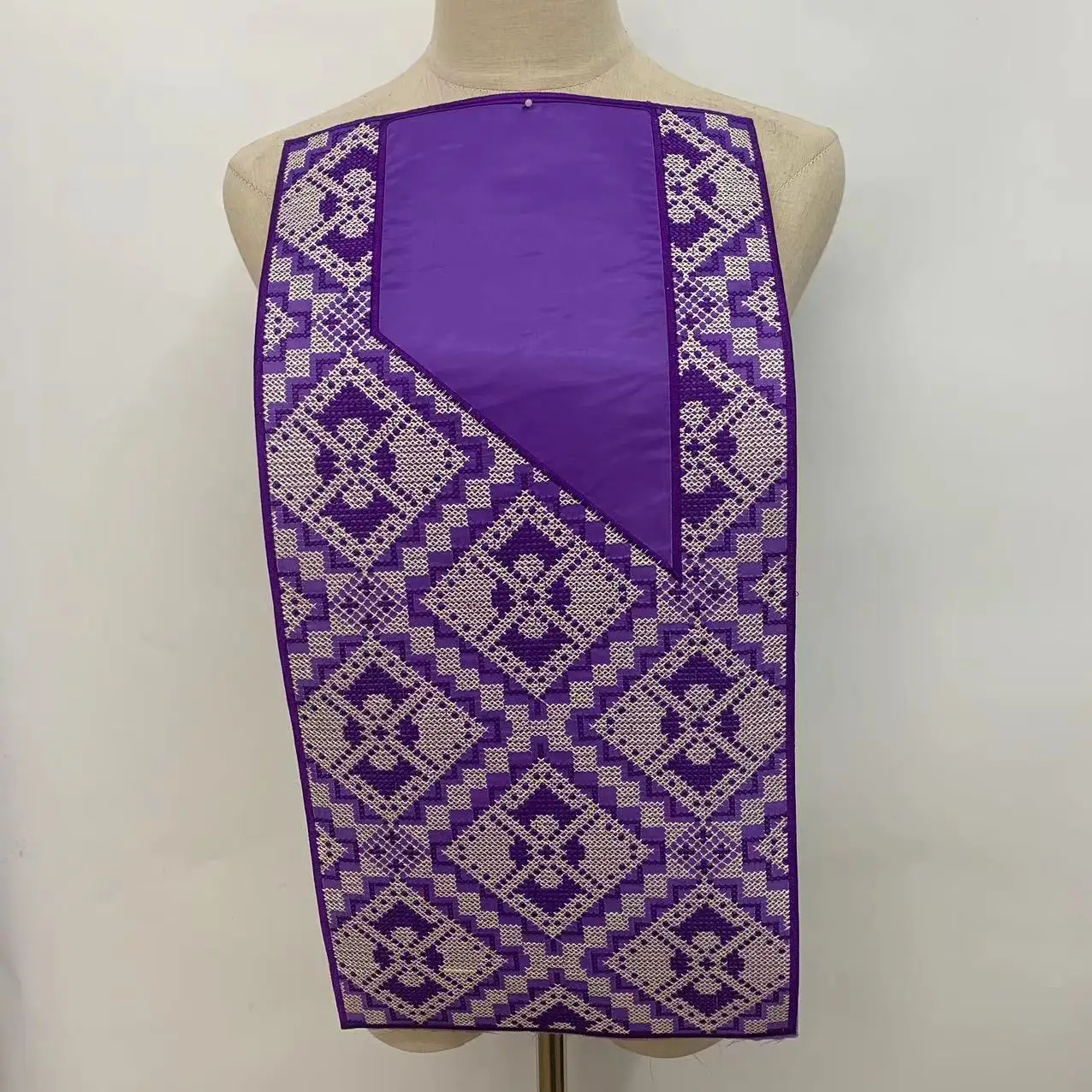 Glue-backed collar clothing accessories