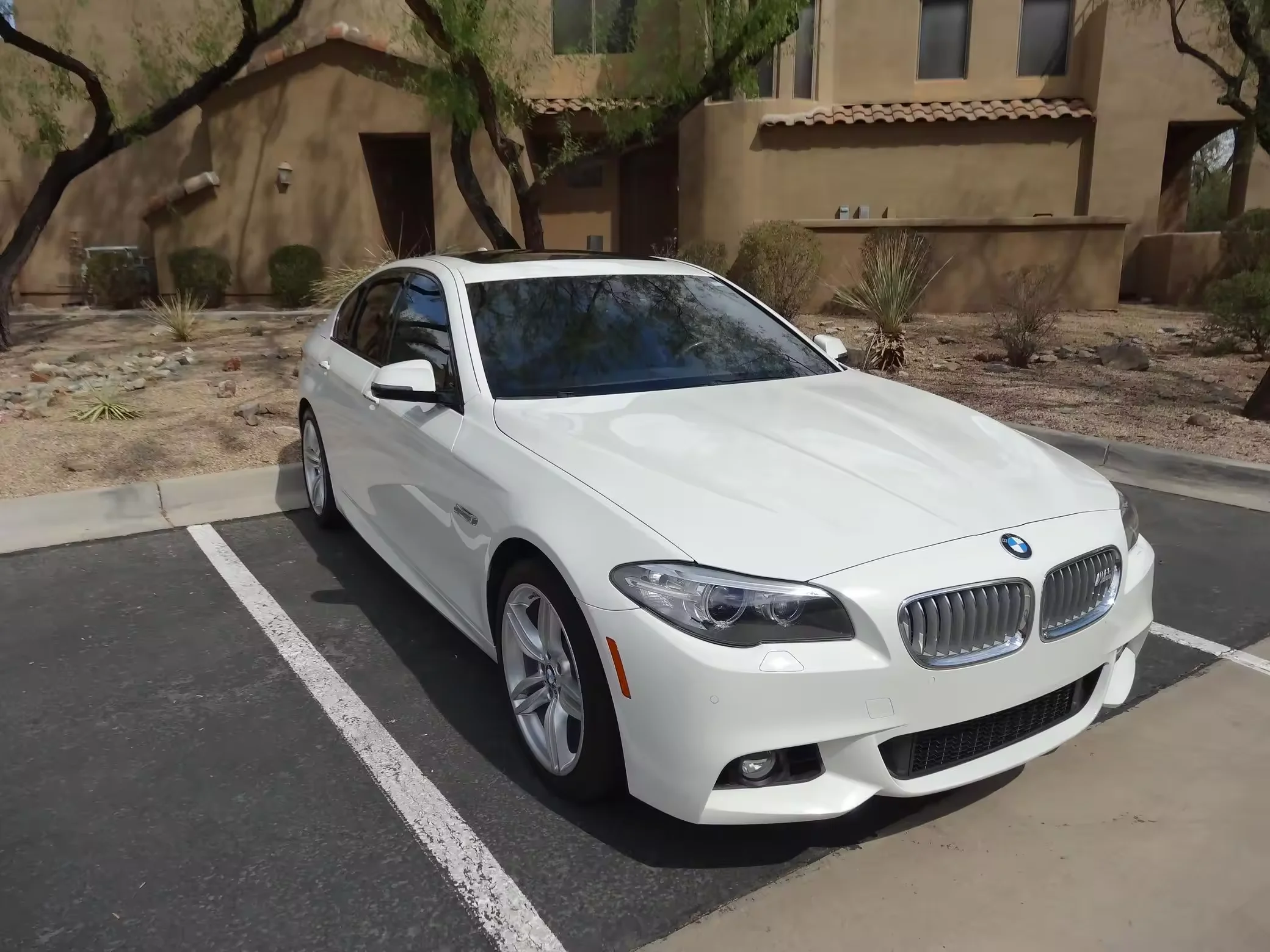 USED 2014 B-M-W 550i 445-hp Twin-Turbo V8 M Sport Package Arizona-Owned 4.4L Turbocharged V8 Engine Automatic (8-Speed)
