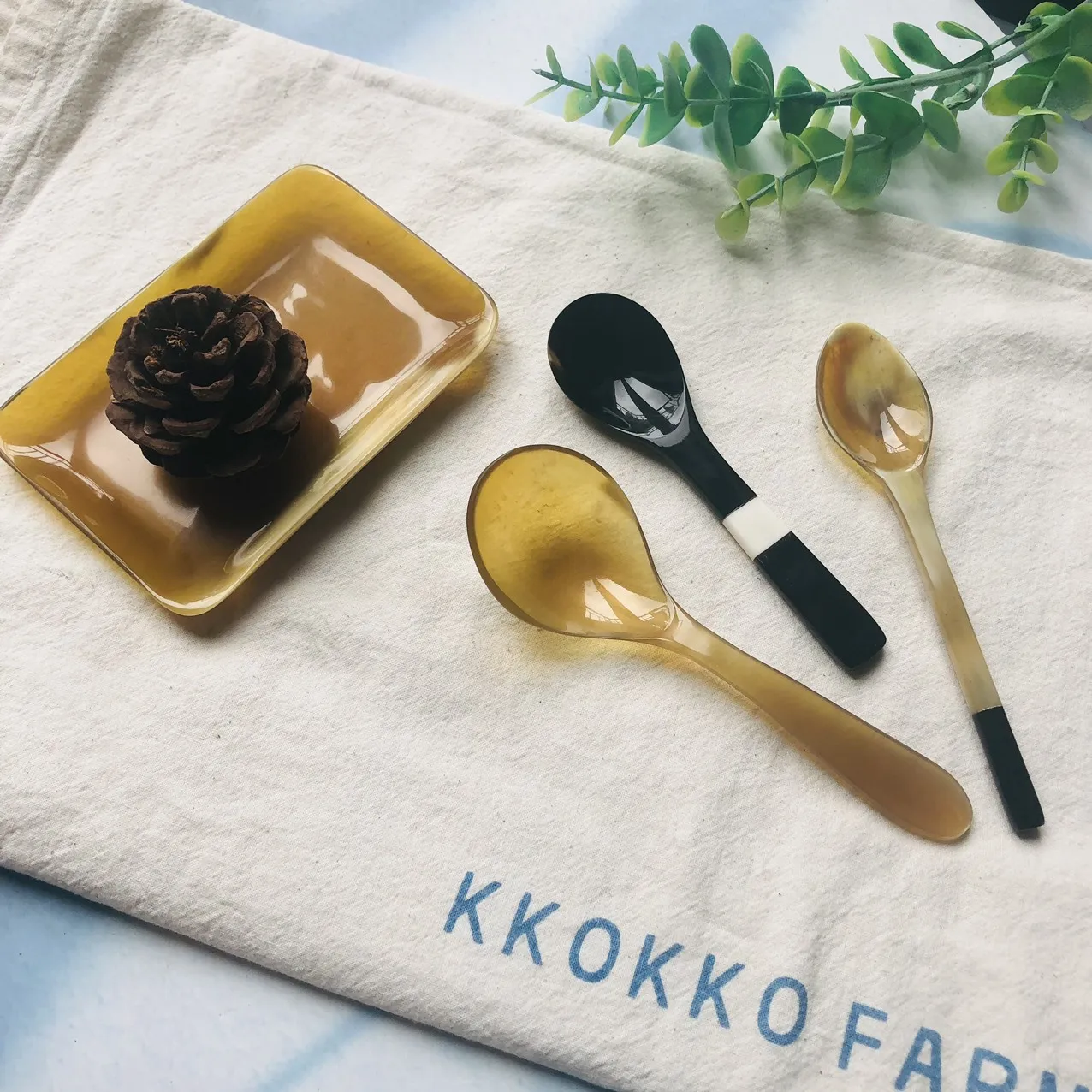 Vietnam Natural Cheap Price Horn Plate 12 x 8 cm Serving Plate Dinnerware Rectangle  Cheese Sushi Vintage Style Plate