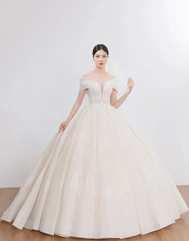 Sexy A-line bride dress Short Sleeves Romantic Lace Applique Tulle wedding dresses For women Gowns TNBPno32