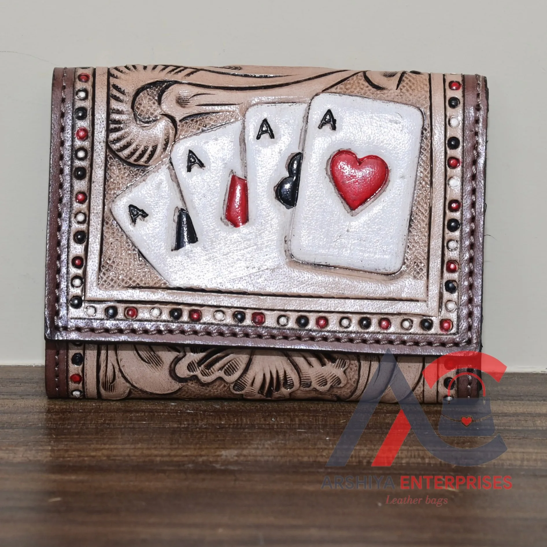 New Arrival Unique Engraved Leather Wallet Hand Carved Men Leather Tri Fold Wallet Personalized Hand Tooled Fancy Leather Purses