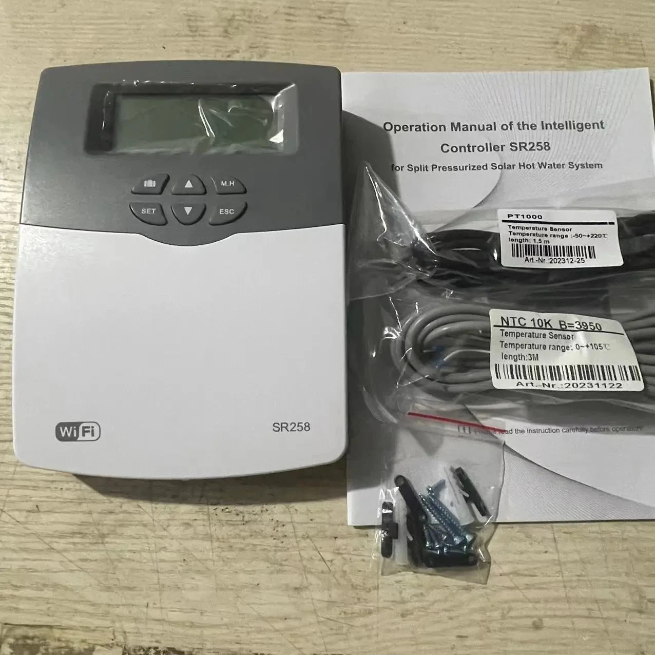 Солнечный контроллер SR258 с Wi-Fi для сплит-надуваемого солнечного нагревателя