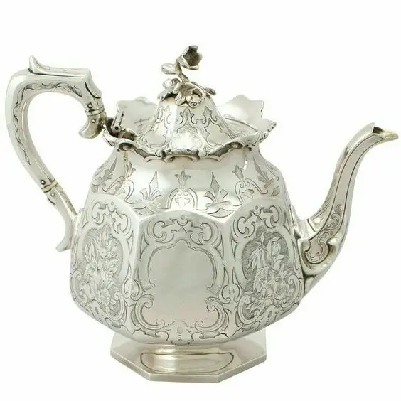 Hot Selling Brass Tea New Embossed Brass tea Pot In For Kitchenware Latest Milk Pot New Coffee Kettle In New Style