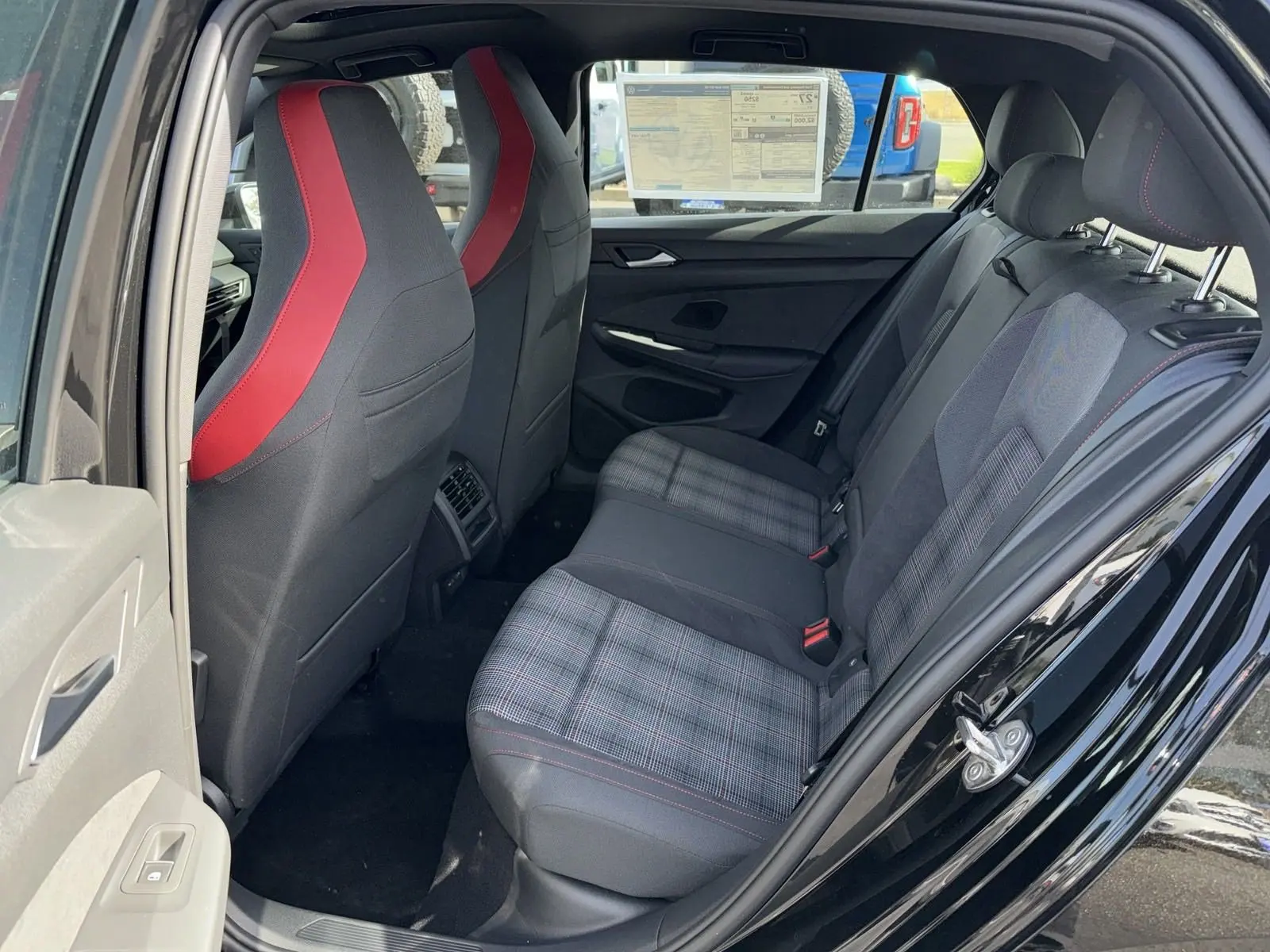 2024 Volkswagen Golf GTI SE