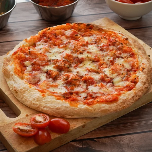 Hot Sale Frozen Margherita Pizza 9' With Cheese & Tomato Individual Vacuum Bag Packaging Wholesale Origin From Vietnam