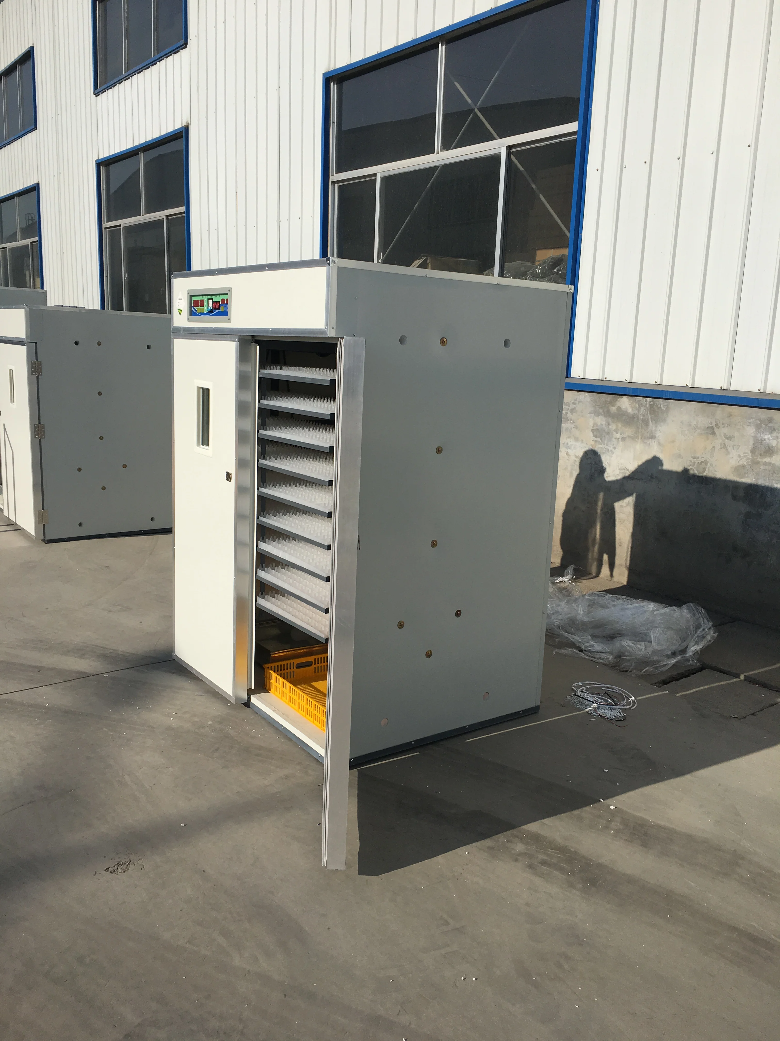 1584  egg incubators sold in Africa Chicken and duck incubator