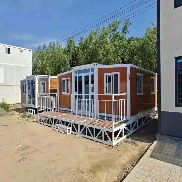 Waterproof Houses 40 Ft Expandable Mobile Home Caravan Portable Houses 2 Bedrooms 4 Bedroom Expanding Container House