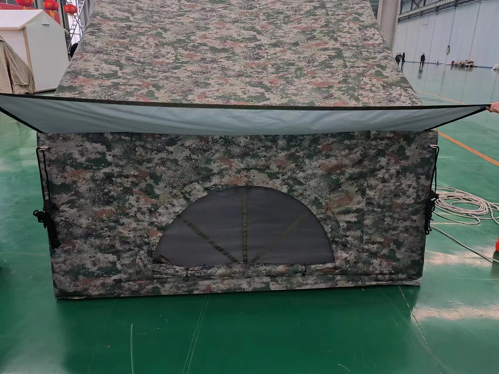 hotsale army green windproof outdoor inflatable camping tent factory price quality guarantee