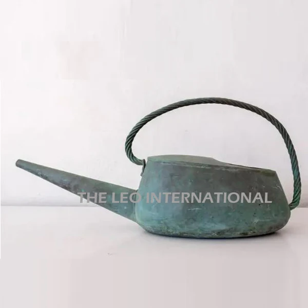 Wholesale Price 15X4.5X7.5 Inch Water Cans Rustic Green Patina Iron Steel Outdoor Home Garden Watering Tools with Latest Design