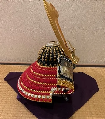 Japanese samurai helmet made by Japanese tradition looking for distributor samurai sword decoration