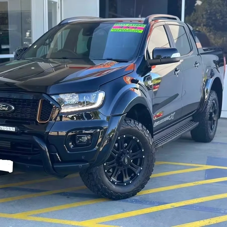 Аккуратно использованные Fords Rangers 3 2 дизельного Wildtrak 100% отлично работает безаварийно гарантия 1 год.