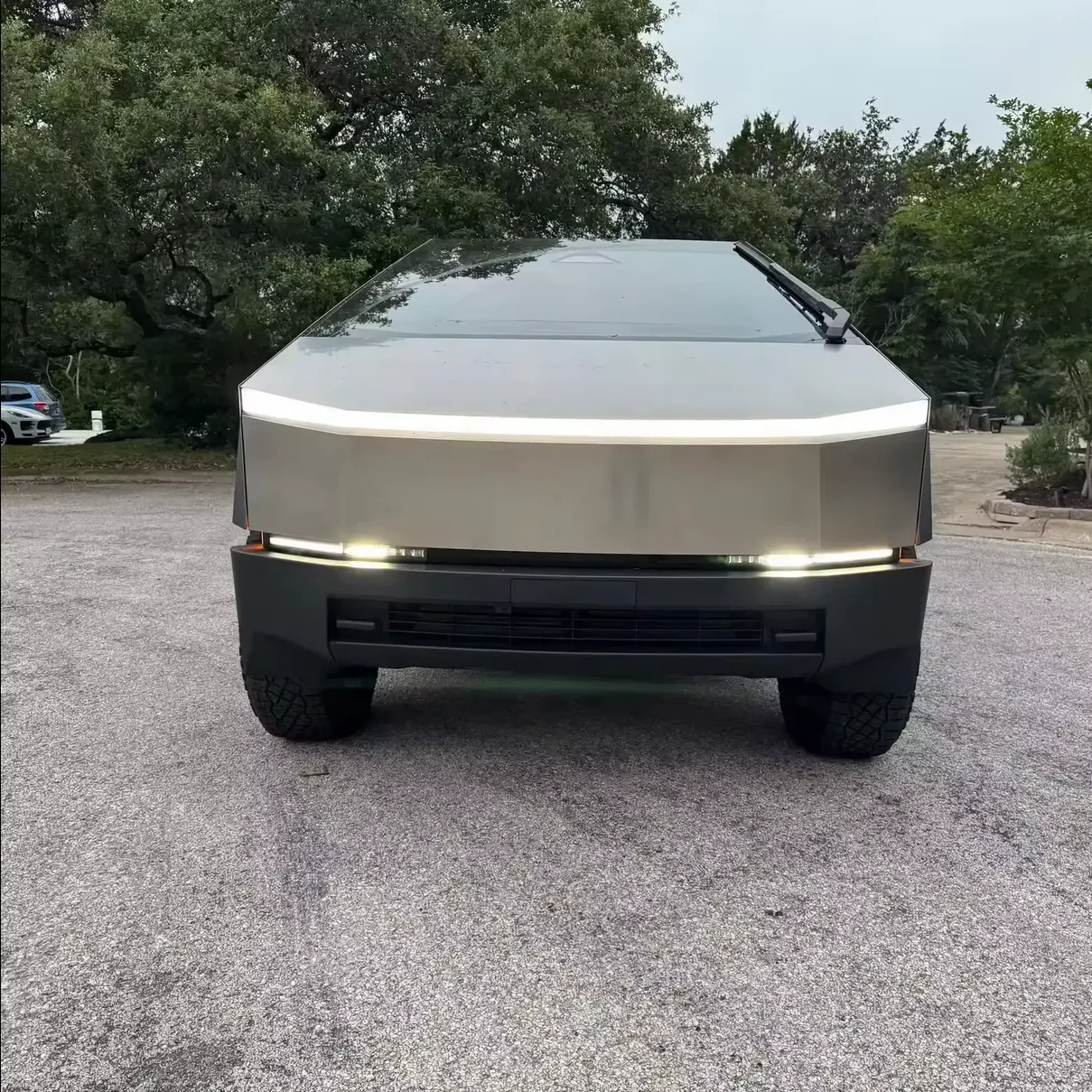 Подержанный 2024 Tesla кибер-грузовик te E S L A Cab AWD автоматический