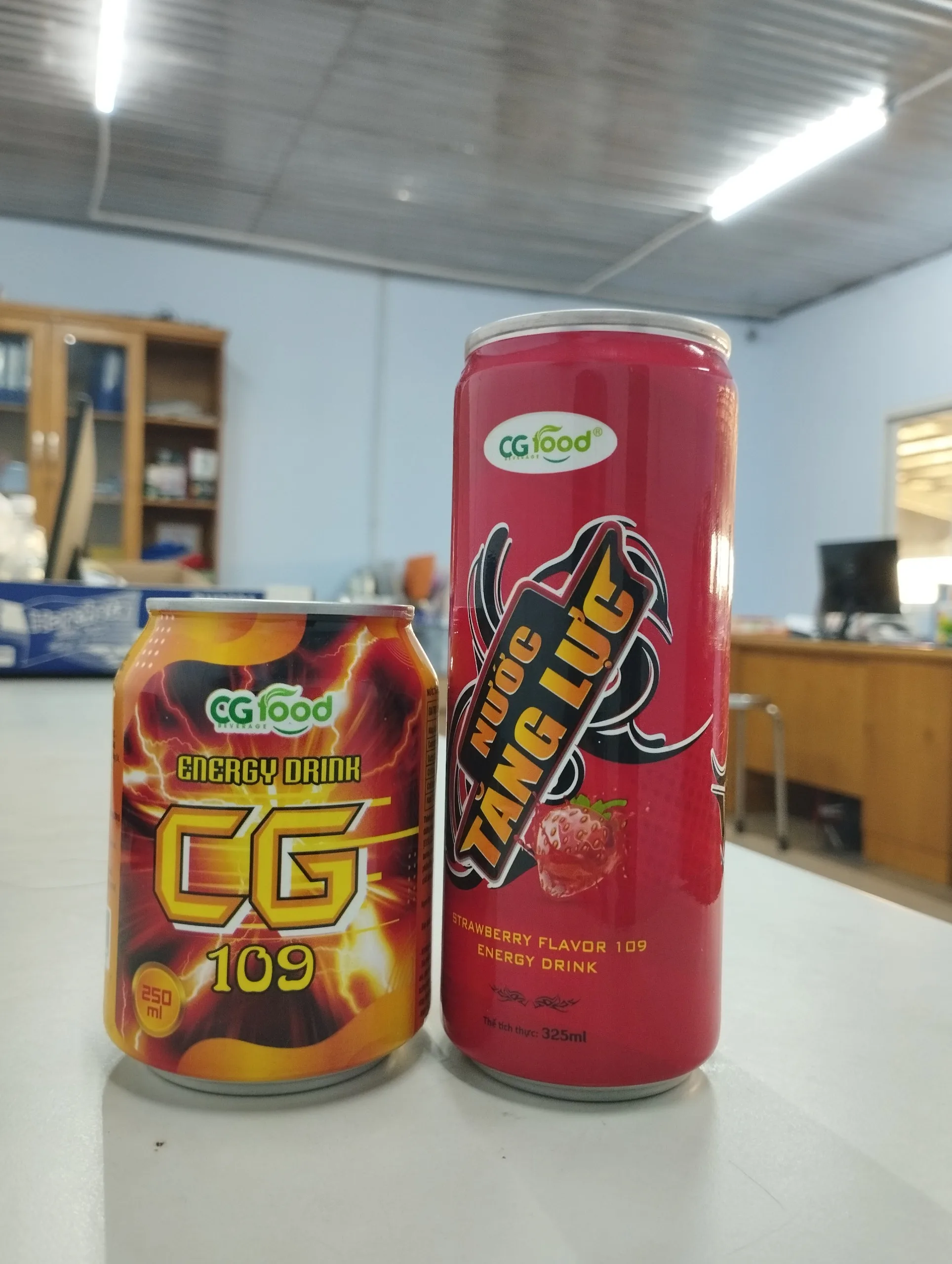 Best price Original Energy drink 250ml flavored energy drink wholesale in energy drink OEM/ODM Beverage factory