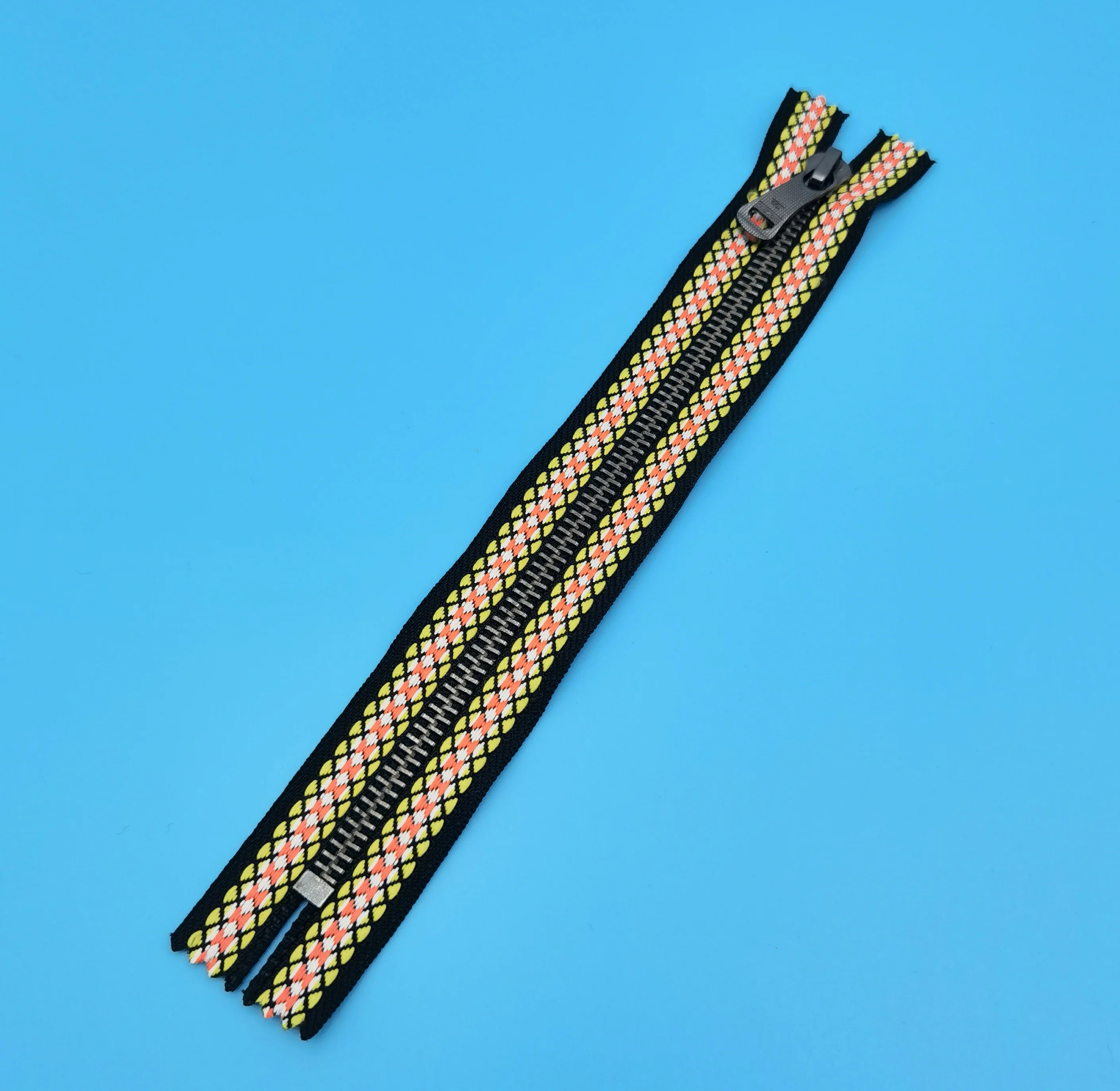 OEKO-TEX металлическая застежка-молния блестящий пистолет кукурузными зубами Автоматическая блокировка открытого