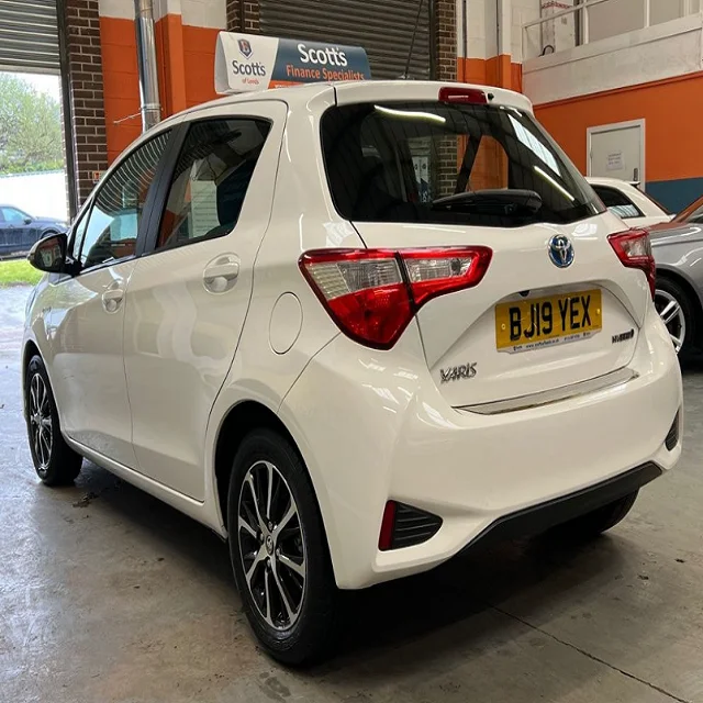 supermini/subcompact car Used Toyottaa Y-aris | Explore Secondhand Toyottaa Y-aris For Sale