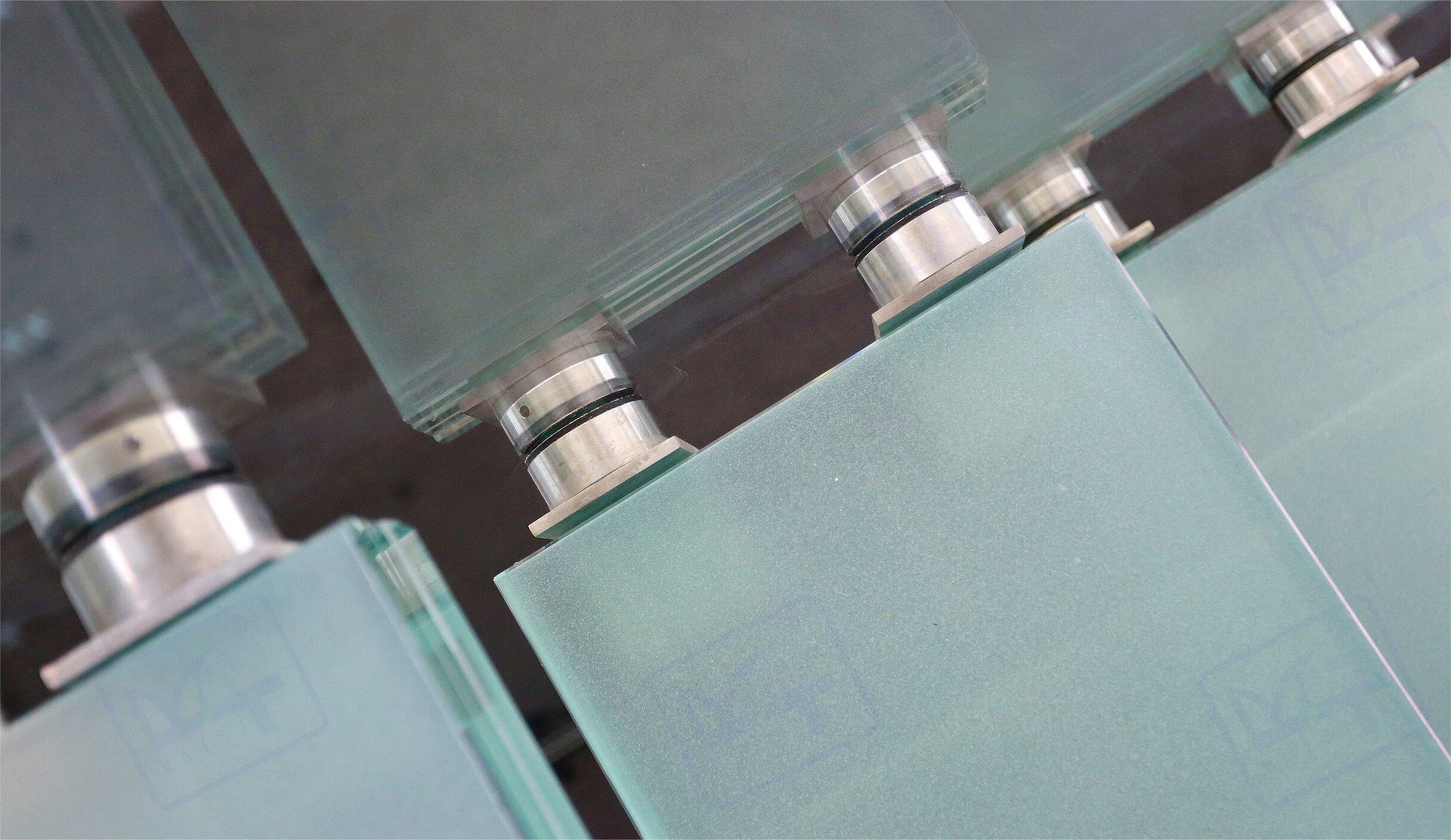 Custom Beautiful cantilever glass Stainless Steel LED Lighting Stairs