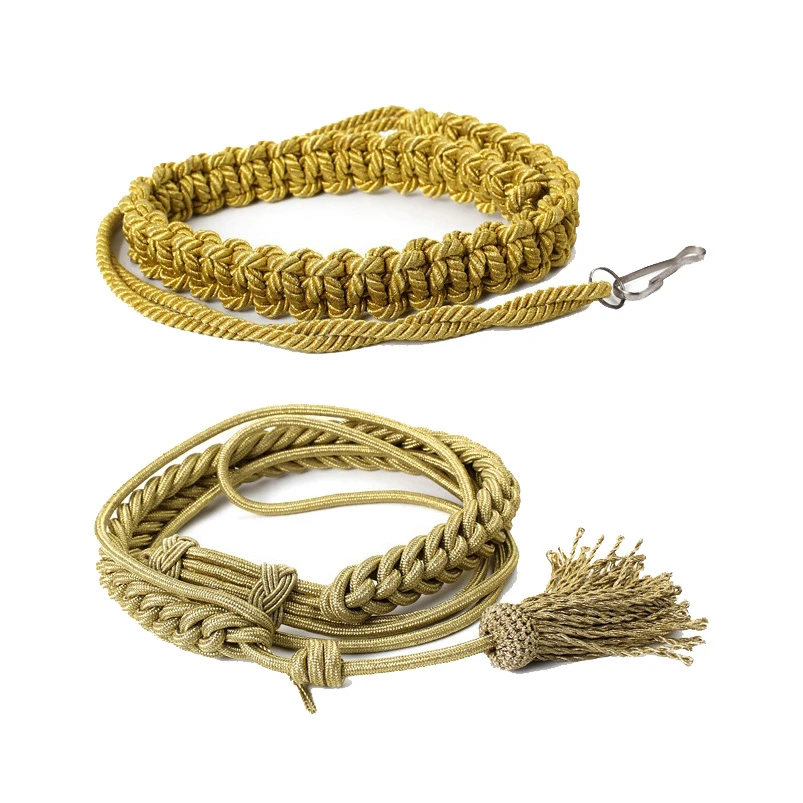 Наплечные шнуры с металлическими подвесками