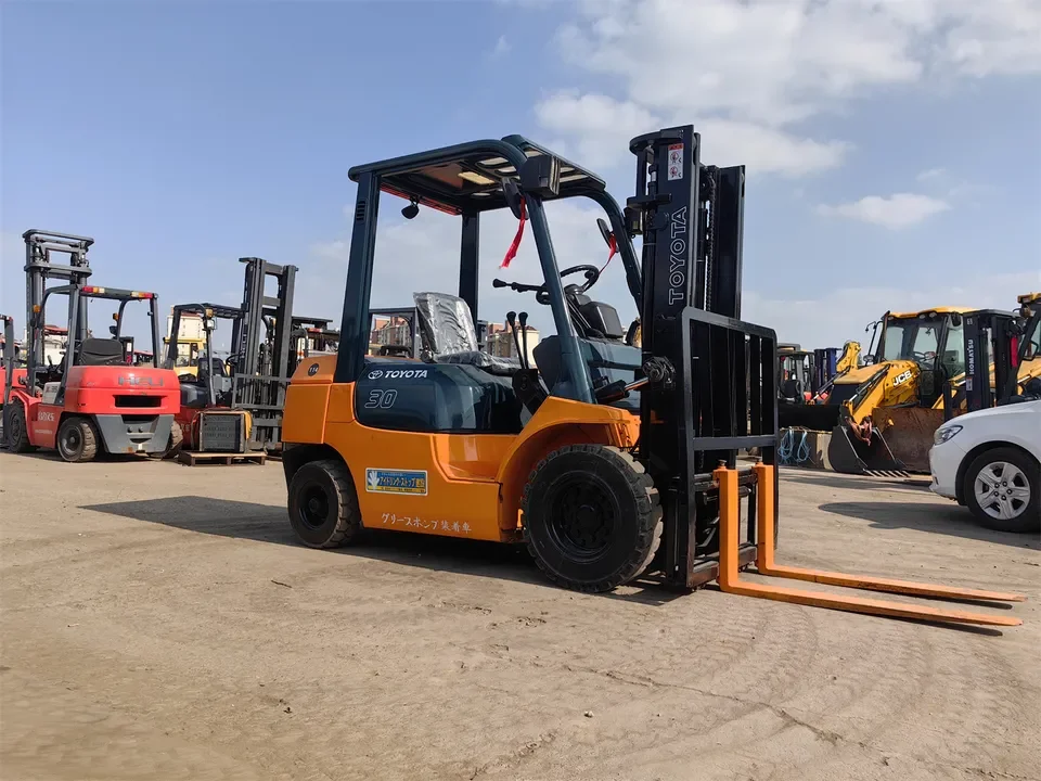Lifting 4500mm 4x4 All Rough Terrain Forklift for Sale Used Diesel Engine Forklift 2ton 3ton 3.5ton Lifting Tools 3000