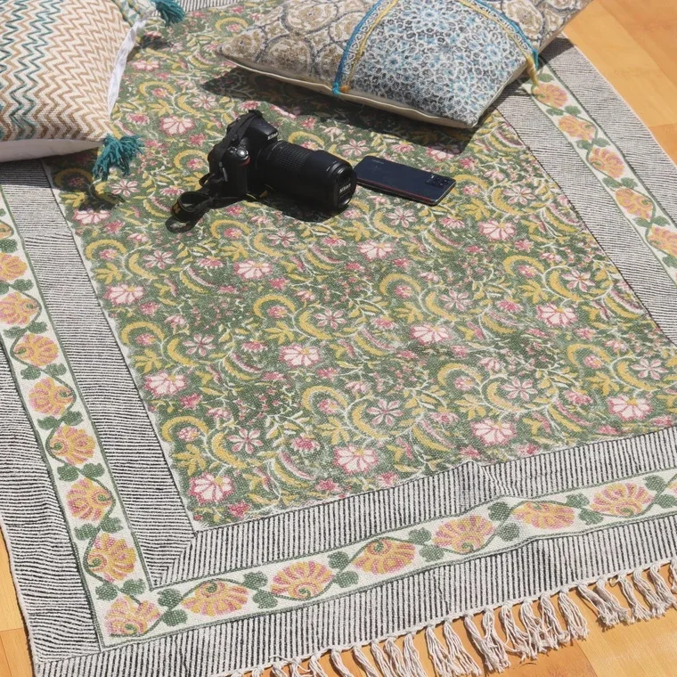Hand Block Print Pattern Rugs With Great Embroidery Work and 100% Cotton Material Rugs Best for Home Decorations Carpets Rugs