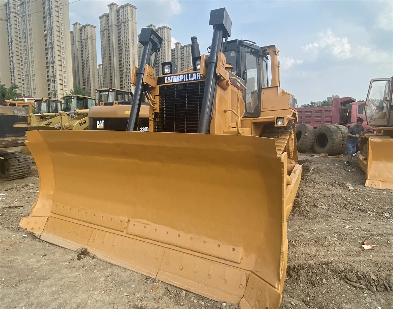 caterpillar brand crawler dozer used d7h d7r d8r bulldozer from Japan for construction with ripper or winch
