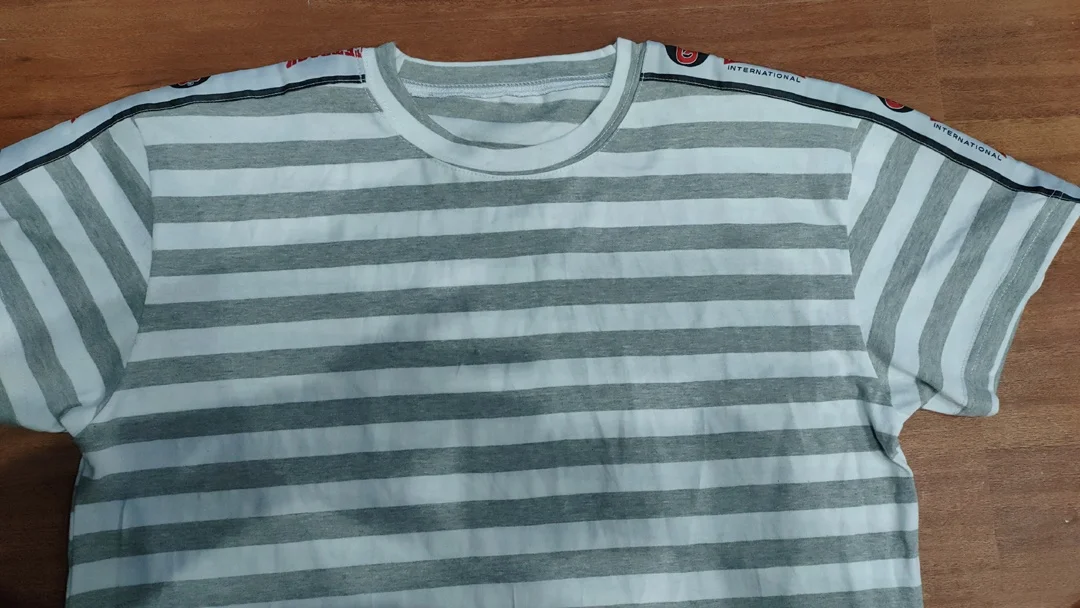 Custom Striped T-Shirts  / Striped T-Shirts Unisex / 2023 Latest New Release Striped T--Shirts