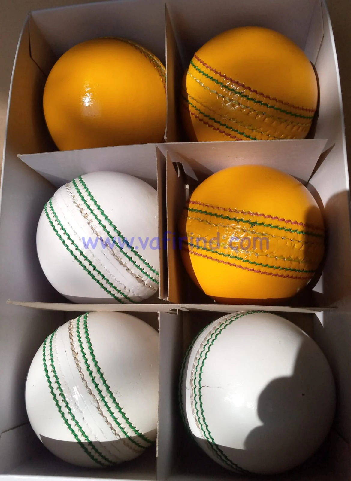 international Cricket ball Hand Stitched Genuine Leather match Ball Four Piece Ball Construction with Softer Under Lining