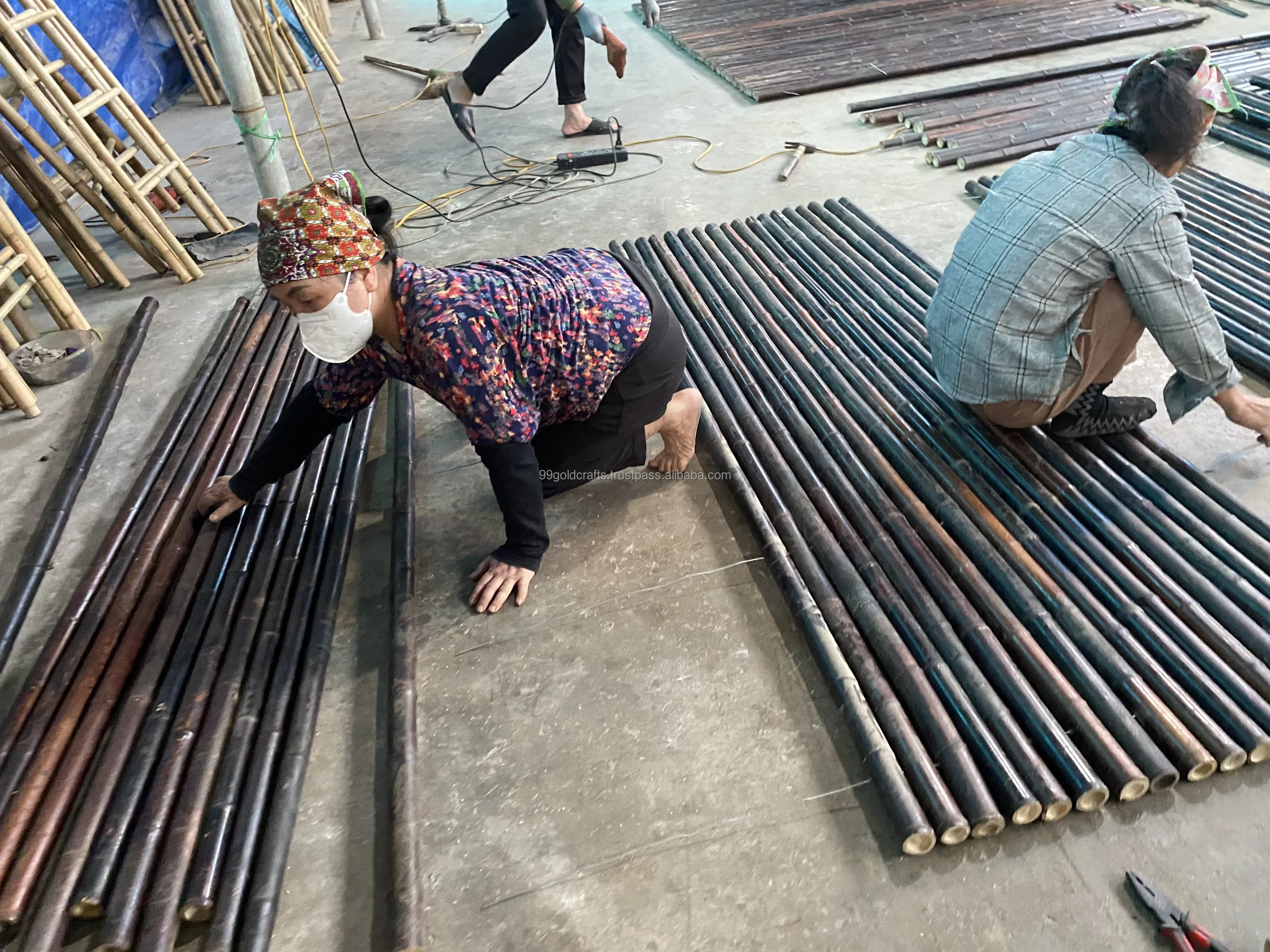 High Quality Six Rung Bamboo Towel Ladder Natural Bamboo Fence Rolls for Garden Home Decor Mesh Bamboo Pole Material