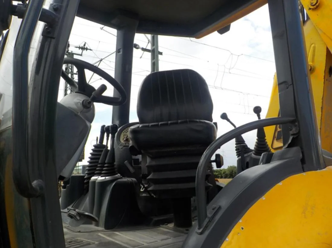 Оригинальный JCB 4CX P21 с хорошим состоянием для продажи