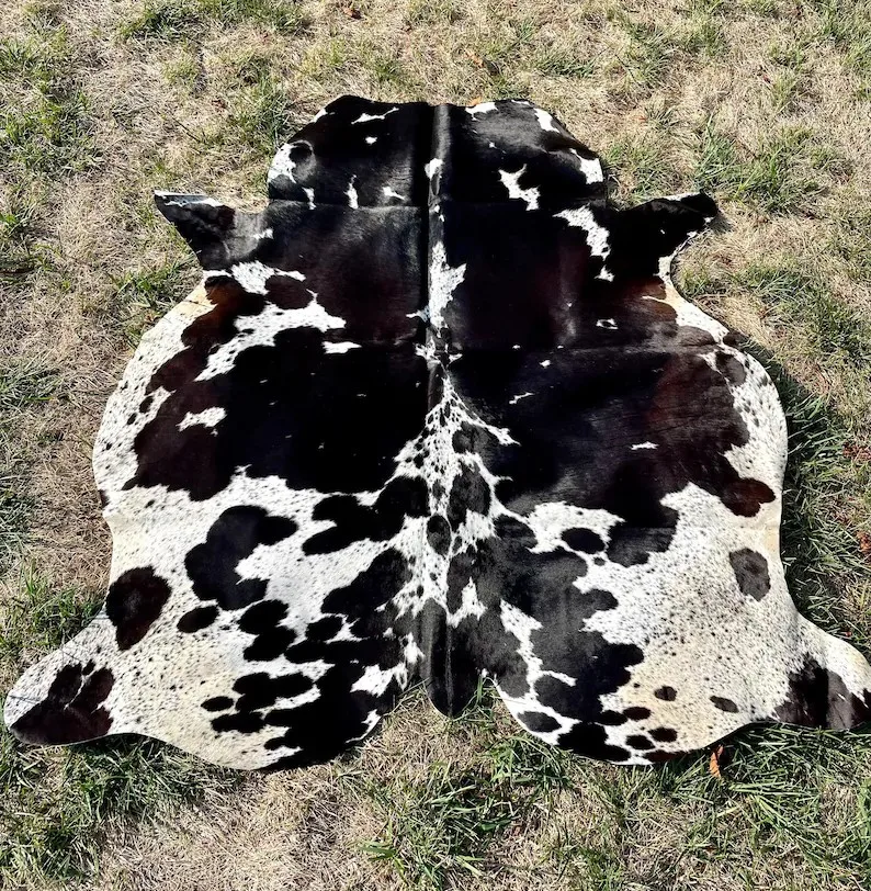 Genuine Salt & Pepper Cowhide Rug, Speckled Brazilian Cow Hide Rug Cow skin Leather Hide Rugs in natural cow skin cowhide