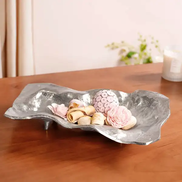 Unique Design Silver Polished Metal Food Serving Tray Wholesale from India New Arrival Handmade Metal Serving Tray