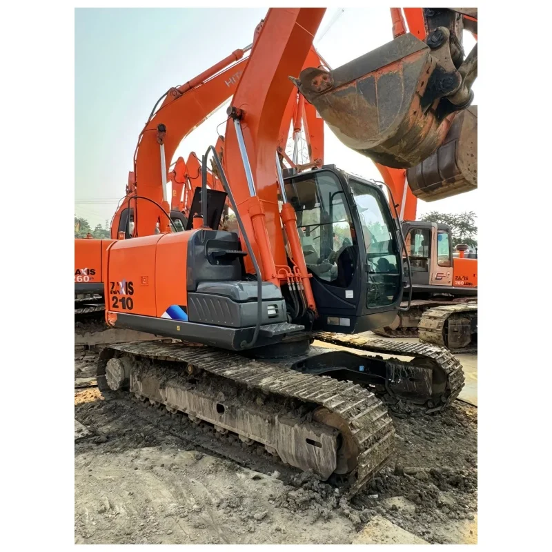 The 21-ton Hitachi zx210 excavatorimported from Japan adopts zaxis 210 hydraulic traction excavator zx210g with simple operation