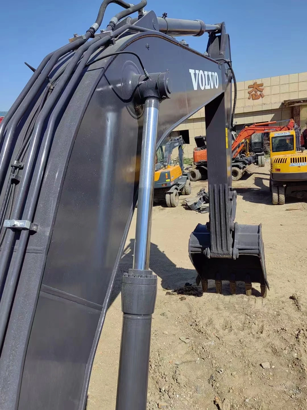VOLVO 240 Excavators,Used Excavator VOLVO 140 210 240 Korea Make , Crawler Excavator volvo for Sale