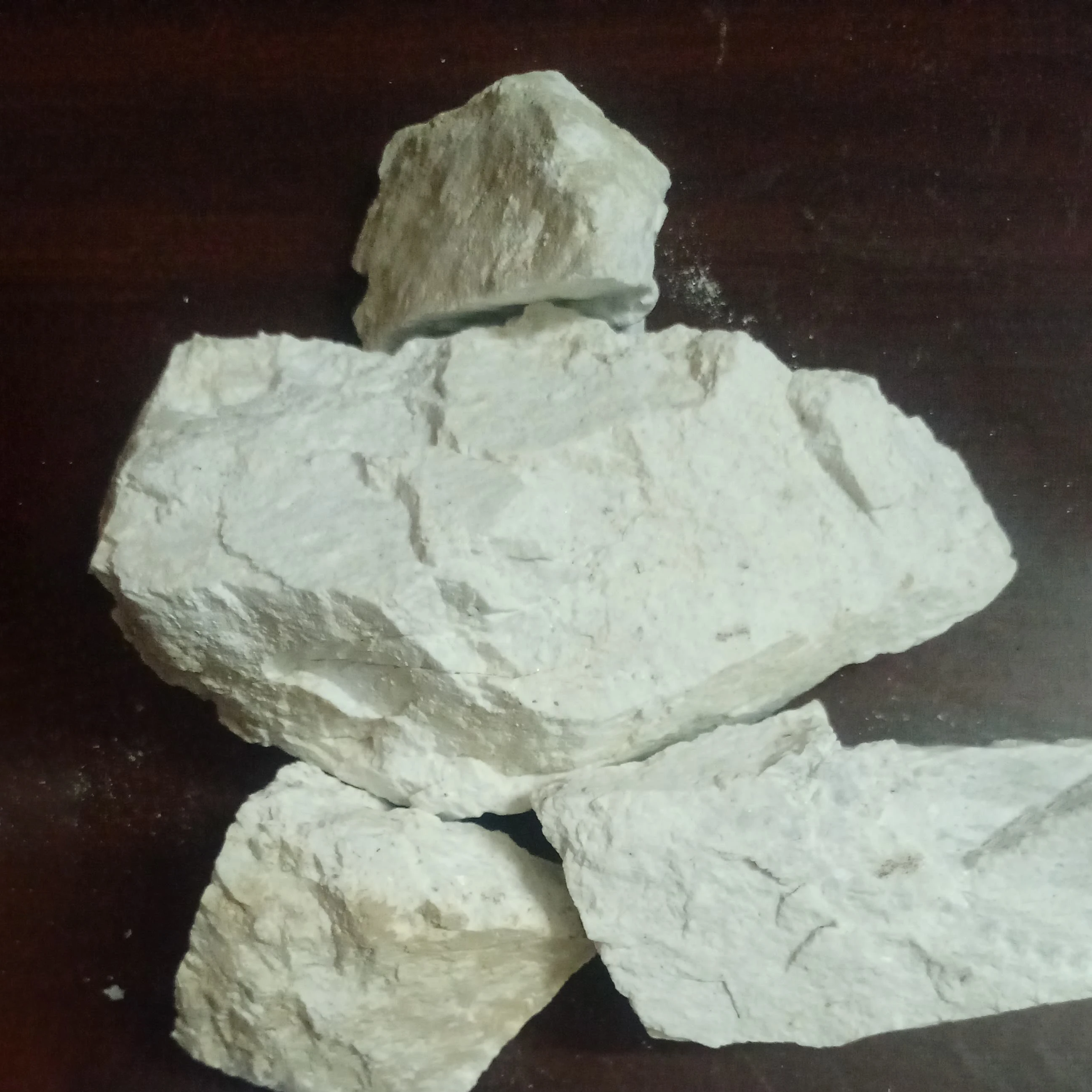 Производство напрямую поставляет газовый полевой шпат для керамики и стекла, оптовая цена, полевой шпат