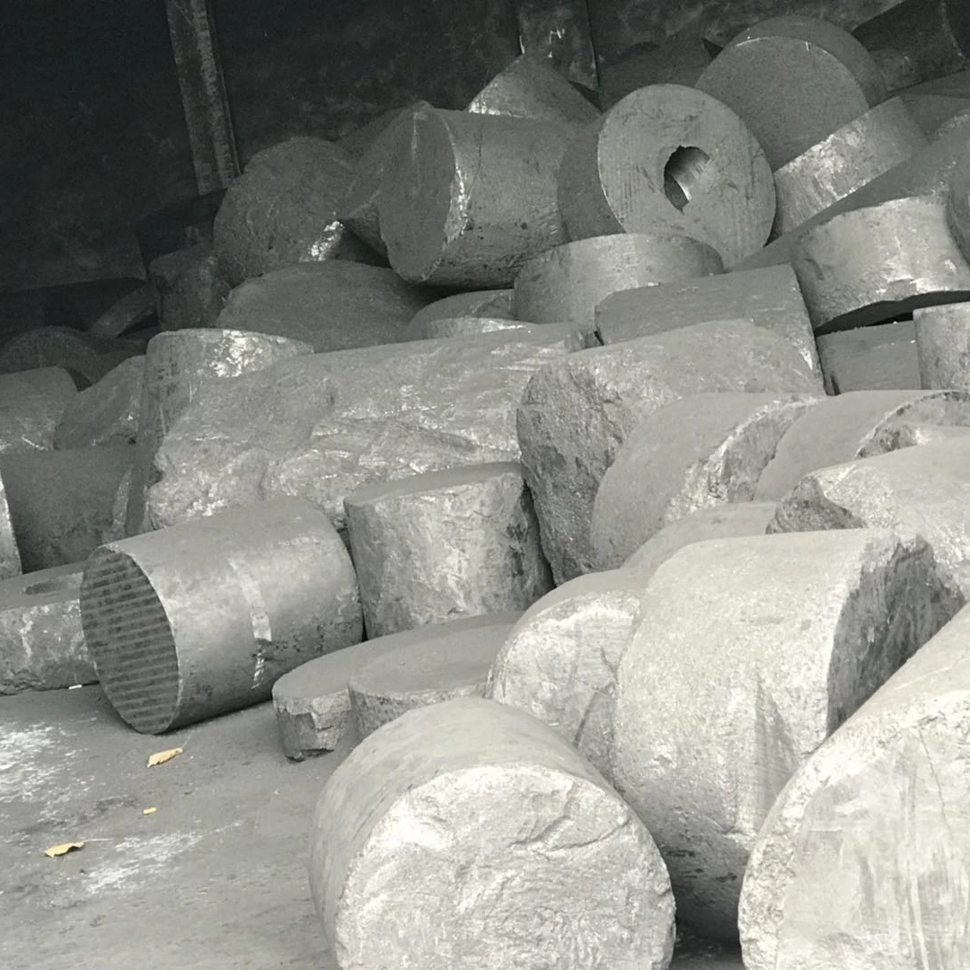 Graphite powder and carbon black