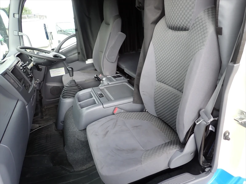 Used Japan ISUZU FORWARD Good Condition Loader