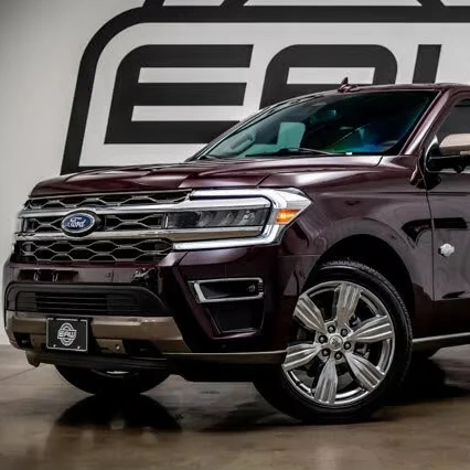 Подержанный 2023 Форд экспедиция король ранчо 4WD