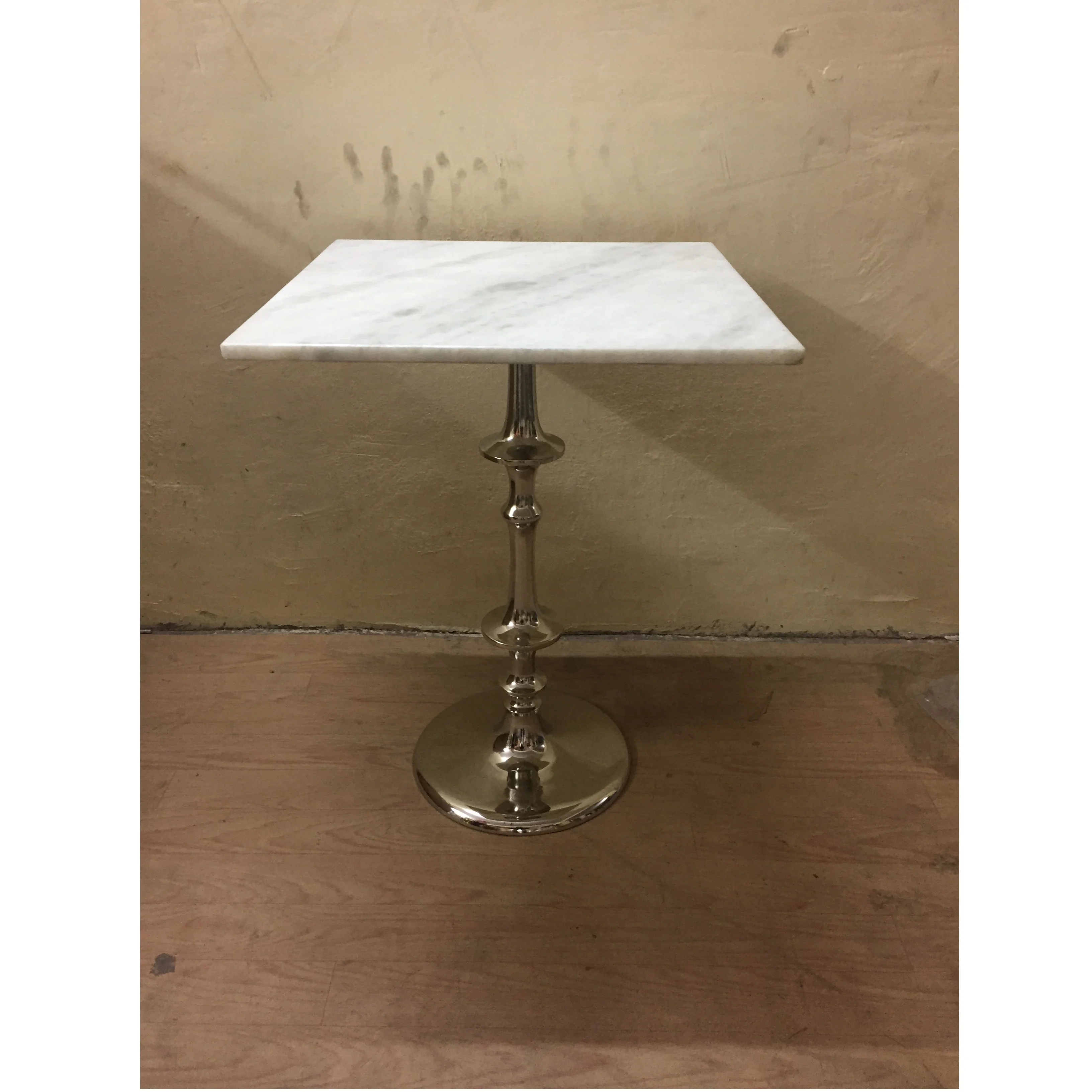 Hot Sell Brushed Outdoor Barstools Bar Chair Aluminium Silver Custom Top Metal Key Surface Modern Furniture Plate Running