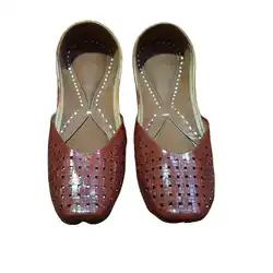 women khussa/Punjabi jutti comfortable wear women Handcrafted Ethnic Leather juti