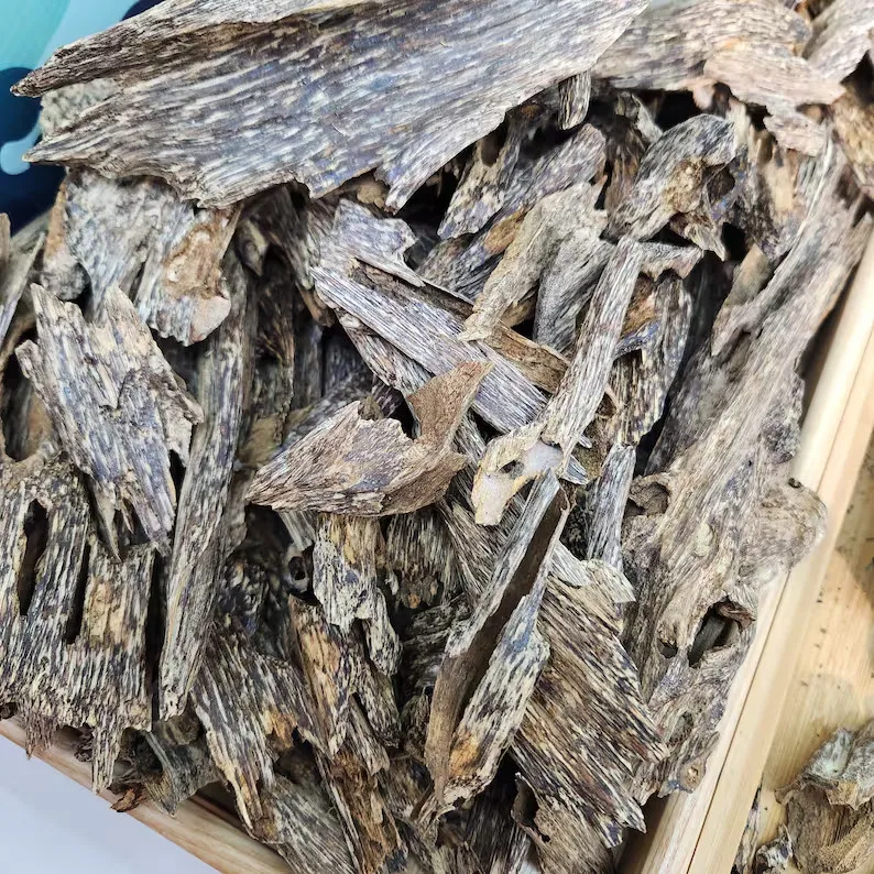 100% натуральные чистые чипсы из агарового дерева: Сладкая Корица и глубокие древесные ноты