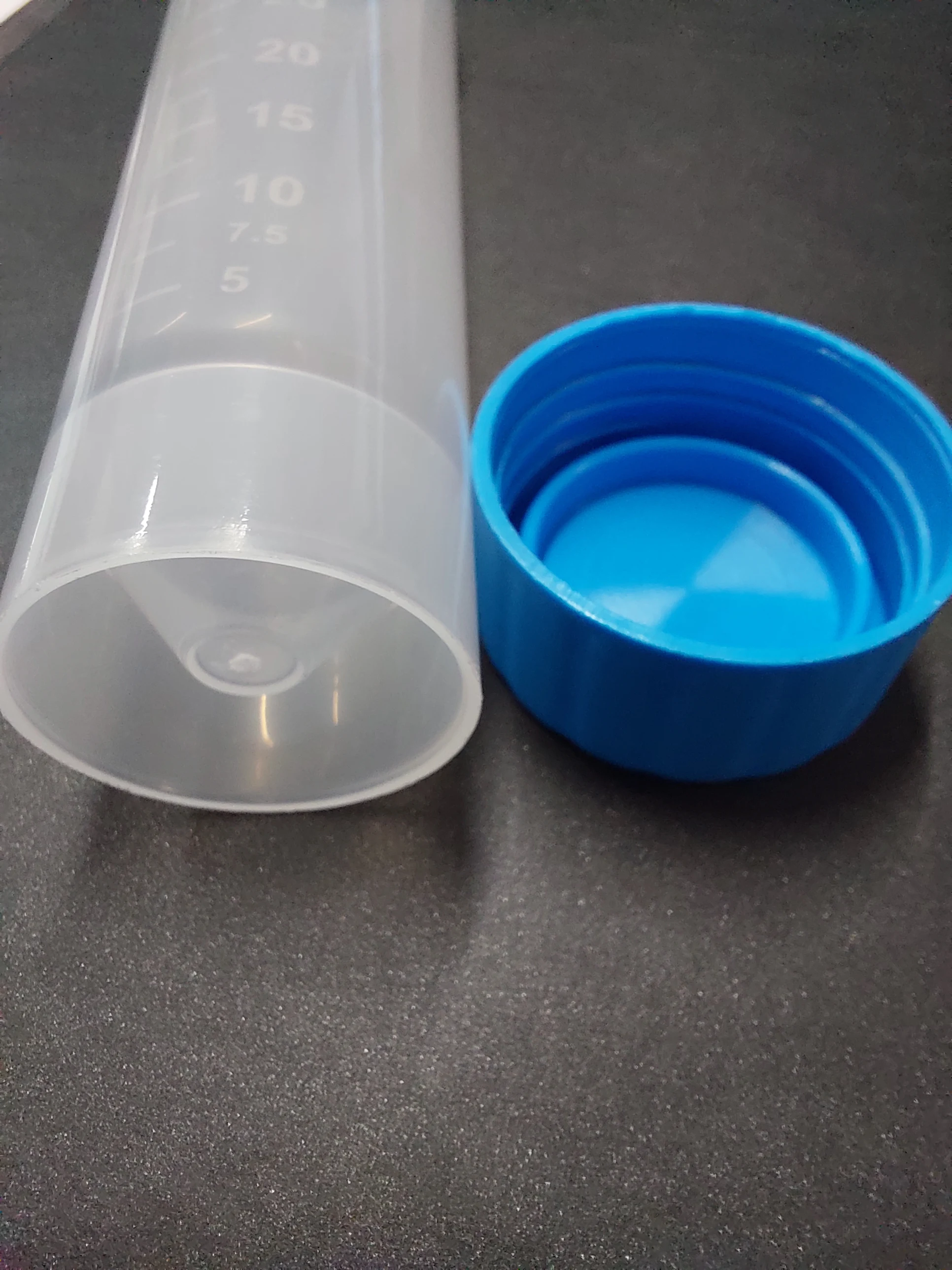 Centrifuge Tube Economy PP Material Blue Cap Non-Sterile Falcon Tubes Lab Testing Plastic Products Supplies
