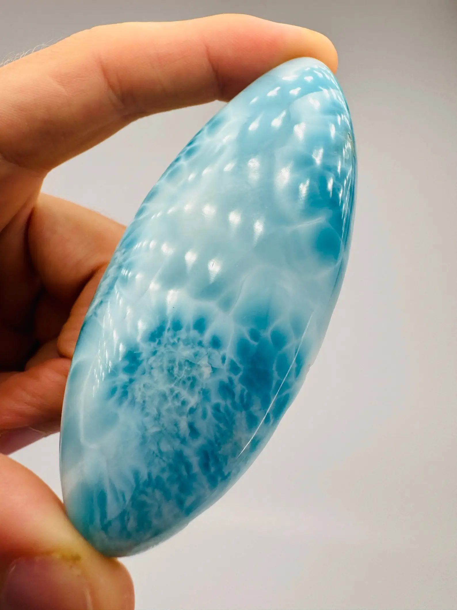 High Quality Handmade Larimar Loose Natural Crystal 9mm Oval Gemstone with Color Change Healing Properties for Jewelry Making