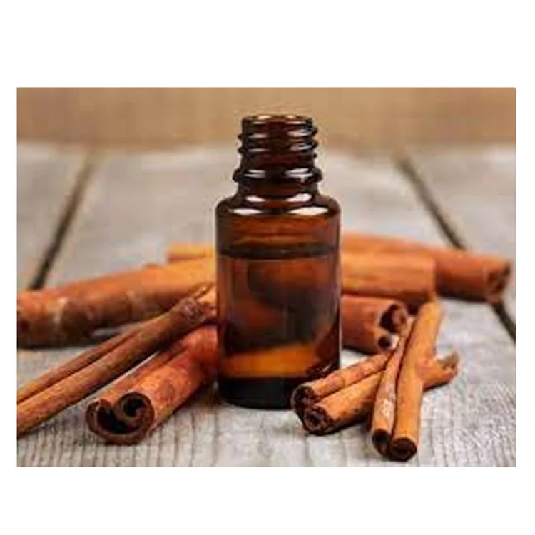 Wholesale Selling Genuine Quality 100% Natural and Organic Cinnamon Bark Essential Oil at Direct Factory Price