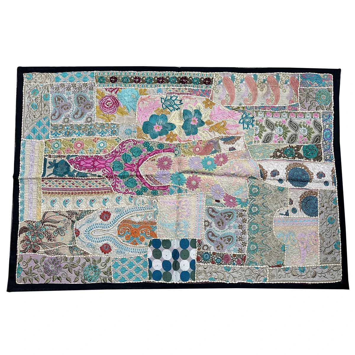 Wholesale different color patchwork design stitched evergreen home decorative Indian vintage tapestry