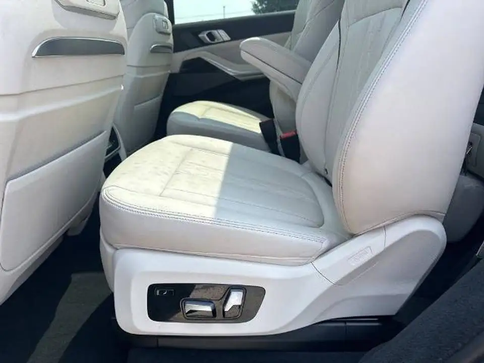 2021 2022 2023 BMWs X7