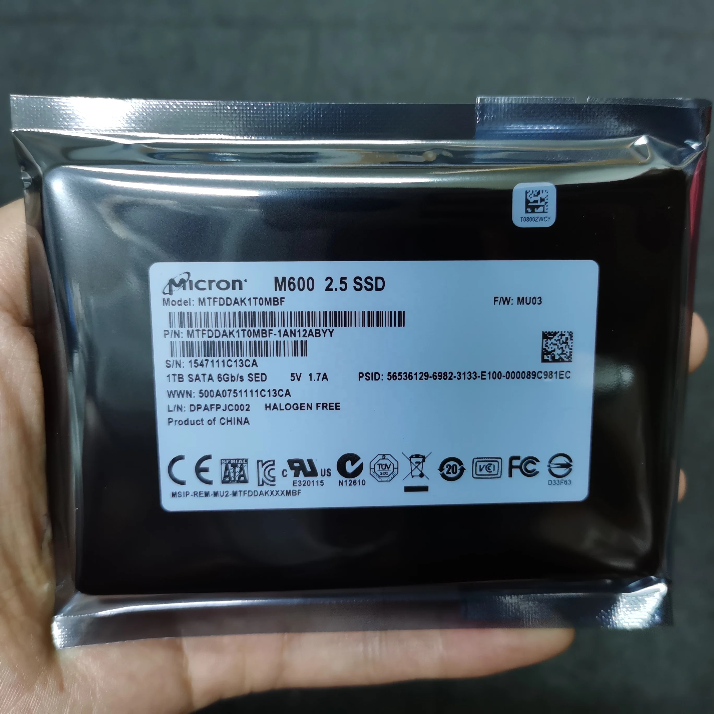 M600 1TB Used 2.5' SSD SATA 6Gb/s MTFDDAK1T0MBF