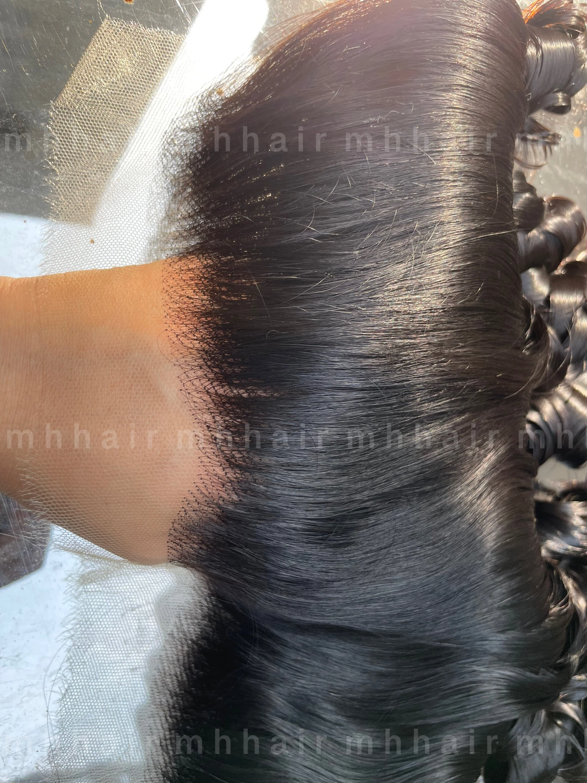 Wholesale Handtied HD Lace Bouncy Wavy 13*4 HD Full Lace Human Hair HD. Transparent Lace Frontal Wig 150% 180% 220% Density